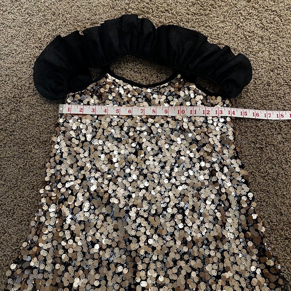 Costume Gallery Gold Sequin Dress with Ruffle Halter- Small Adult - Picture 5 of 10
